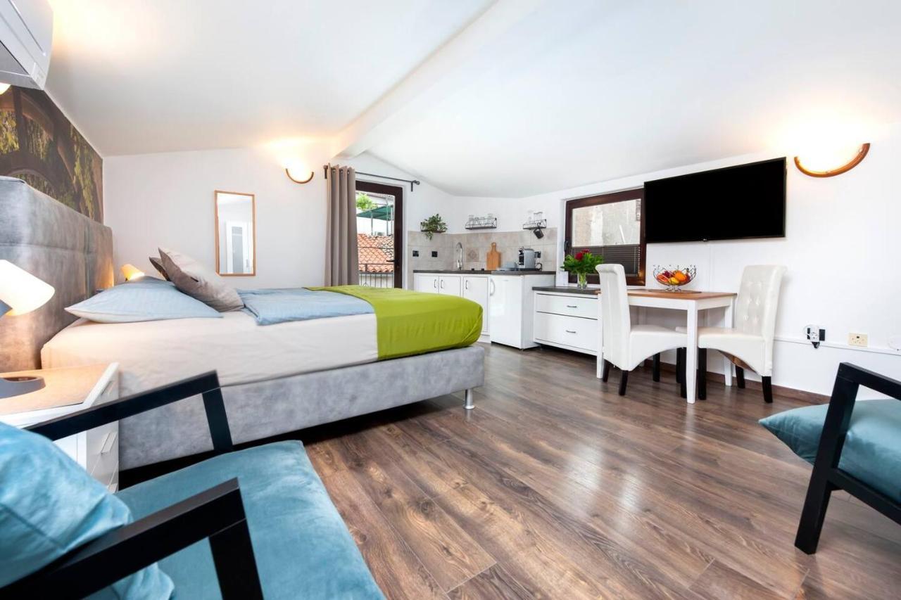 Ferienwohnung Kuca Melina Rovinj Exterior foto