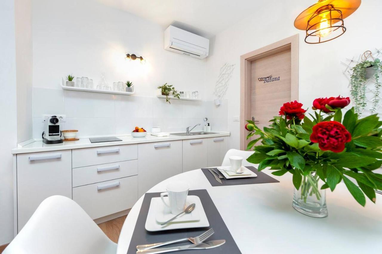 Ferienwohnung Kuca Melina Rovinj Exterior foto